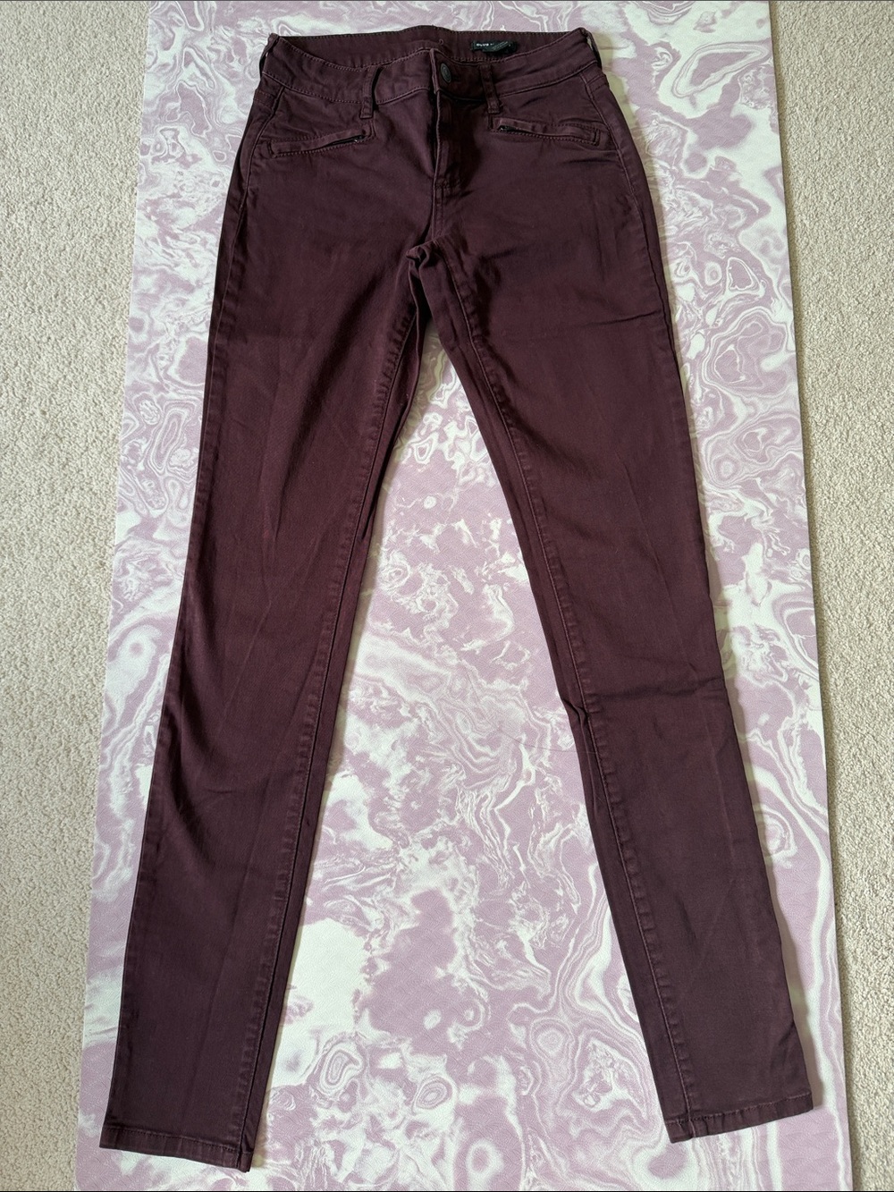 Club Monaco Women's Skinny Jeans in Plum